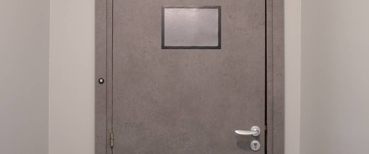 Relooking porte d'hôtel après