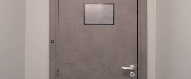 Relooking porte d'hôtel après